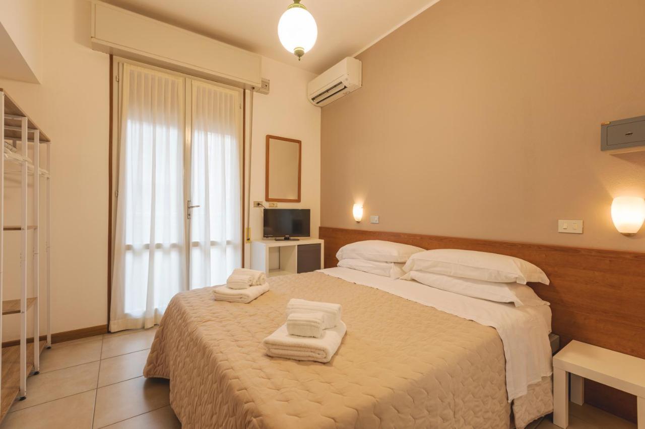 Hotel Clift Cervia Exterior foto