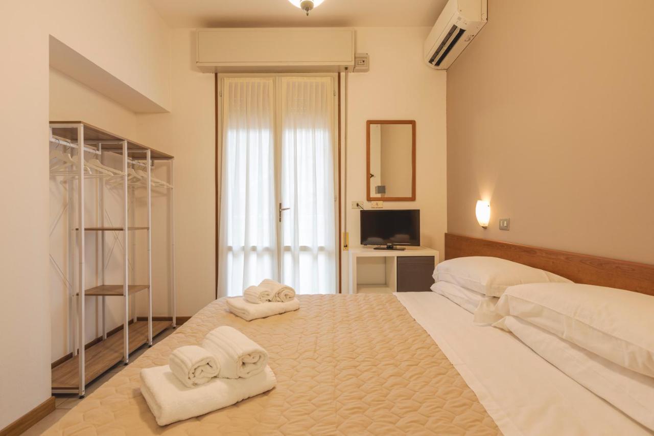 Hotel Clift Cervia Exterior foto
