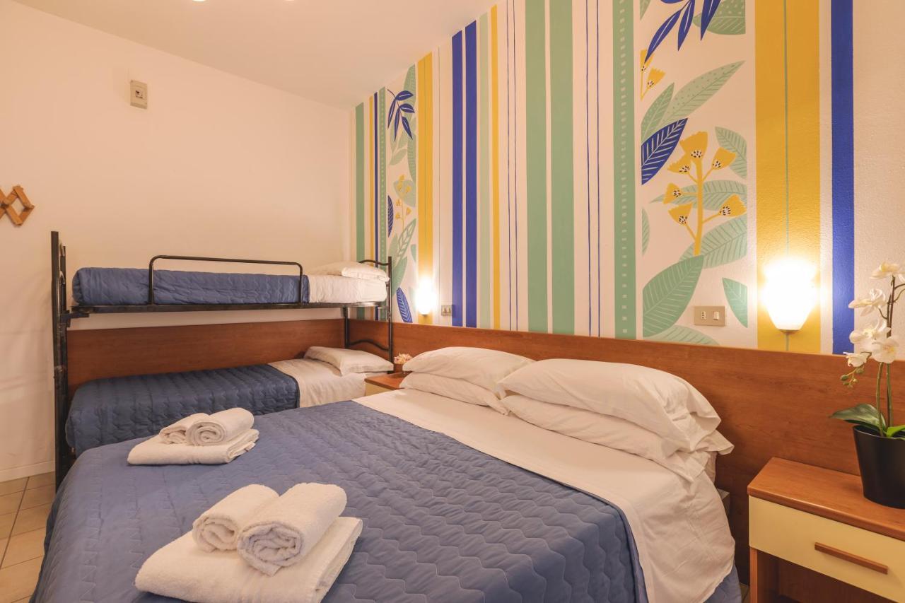 Hotel Clift Cervia Exterior foto